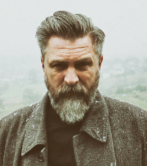 Porträt von Peter Voßler, dem Autor des Romans Die Siebte Kammer